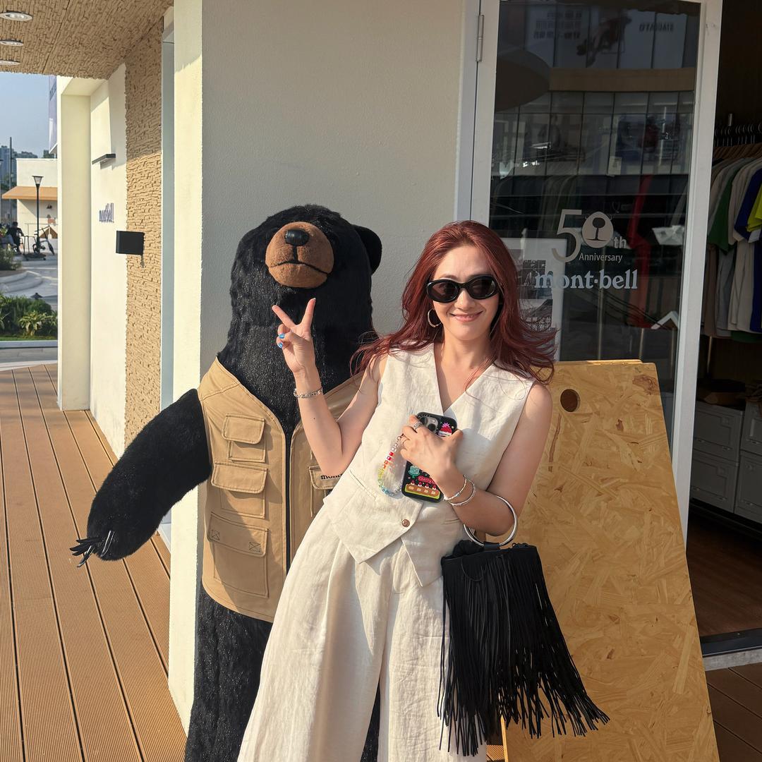 高卓言的服装店