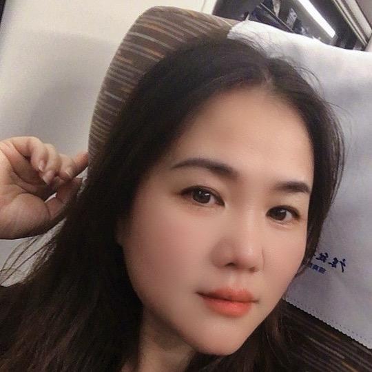 @秀秀在香港（拒绝私聊）