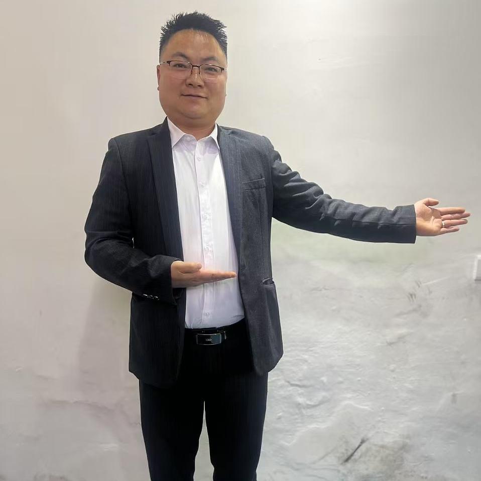A永顺车业廖二娃