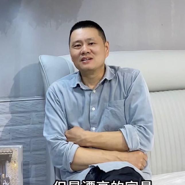 平江铁哥讲家具（李铁家居厂）