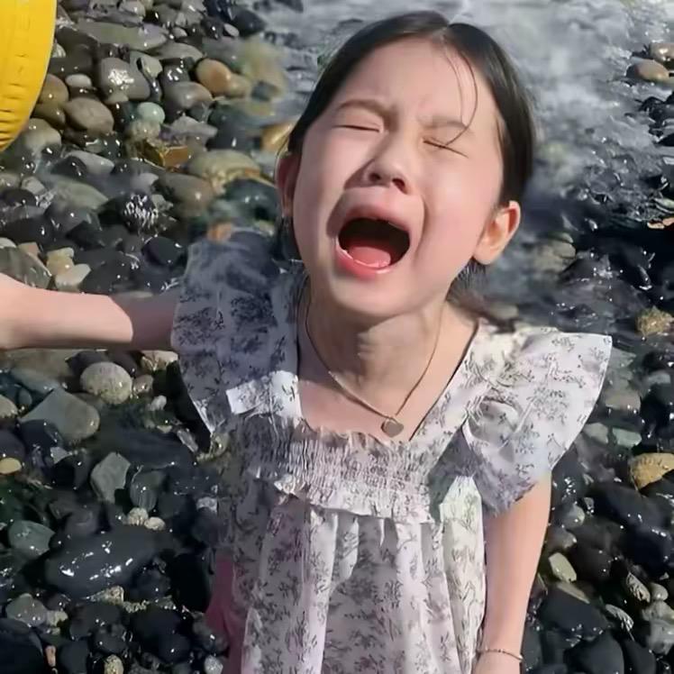 小小7头 像