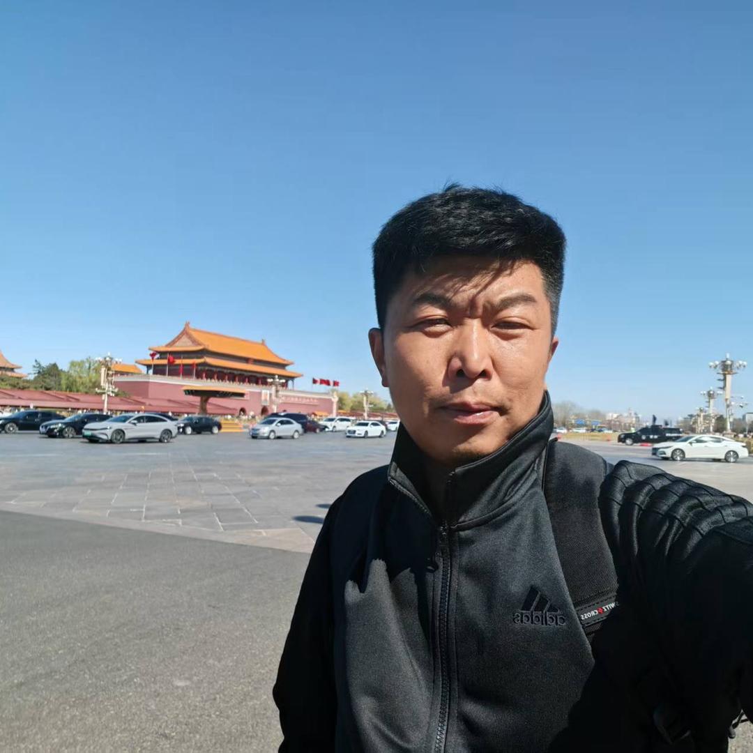 月亮泡小光哥