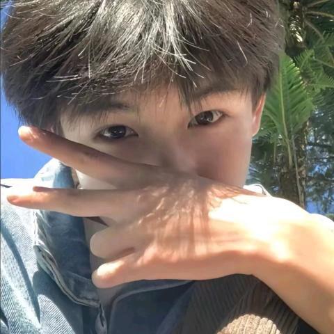 一天吃八顿大米饭