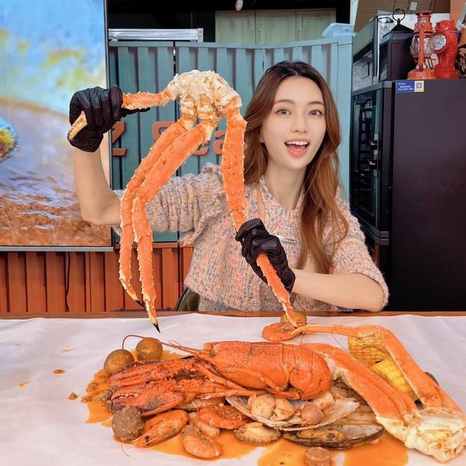 是左左呀