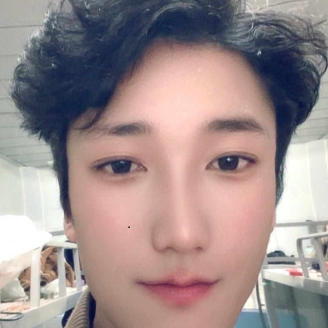 🌄🔥扎西伦珠☑️🎸