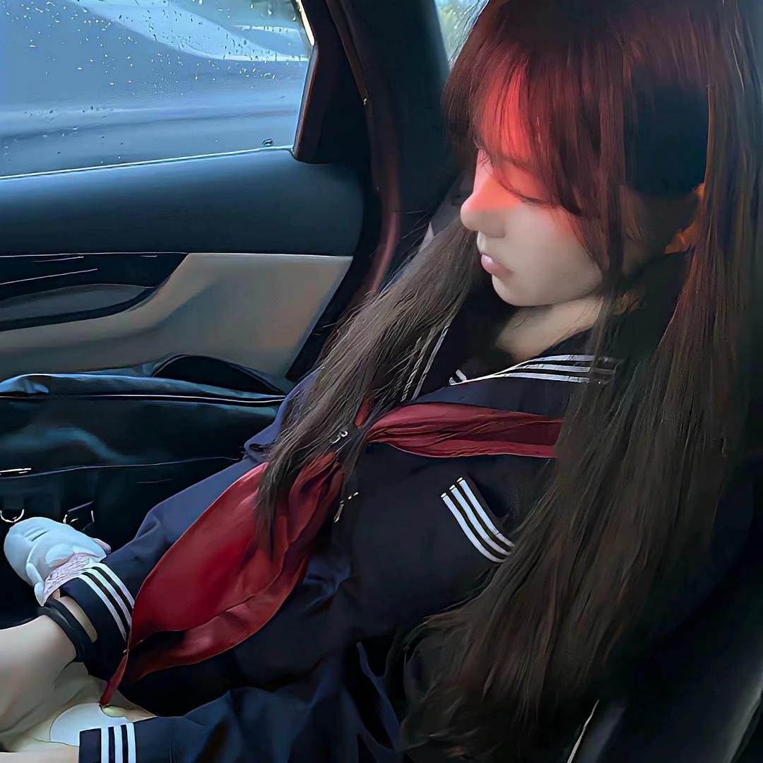 水枪装尿呲谁谁叫