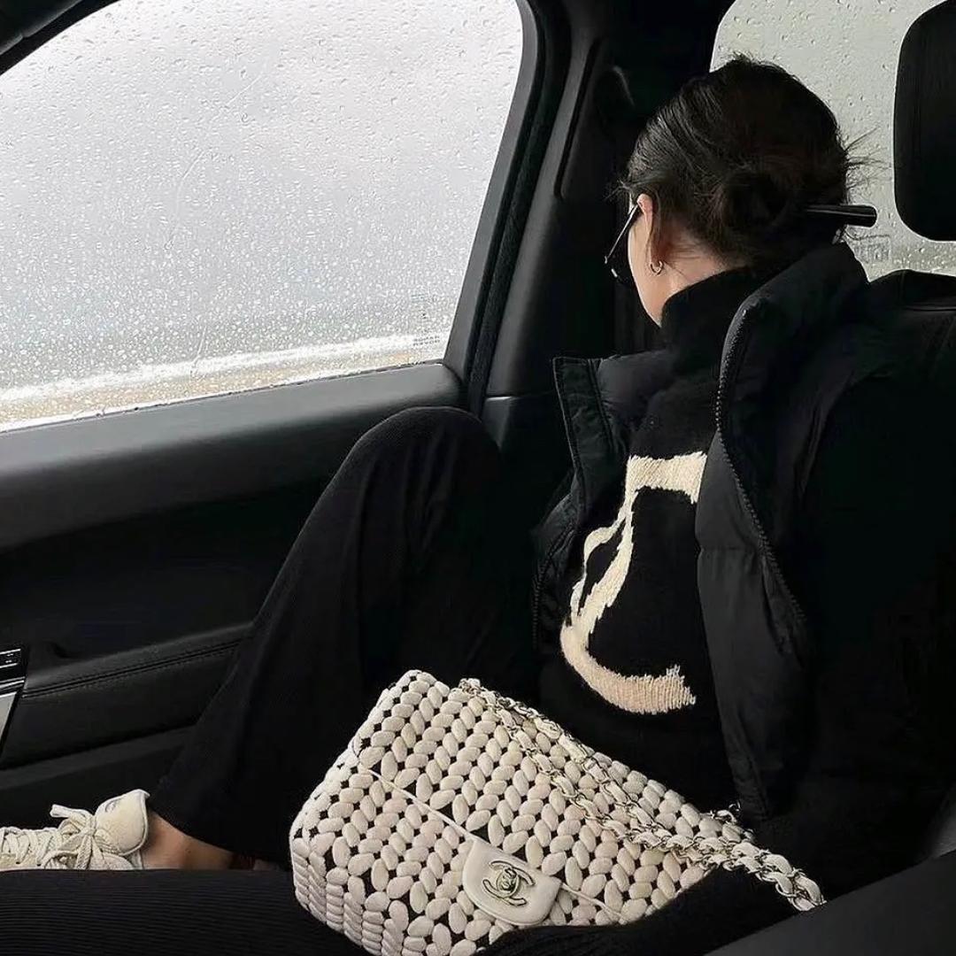 🖤.        小小旭