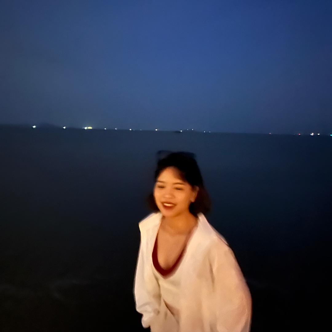 汜颀