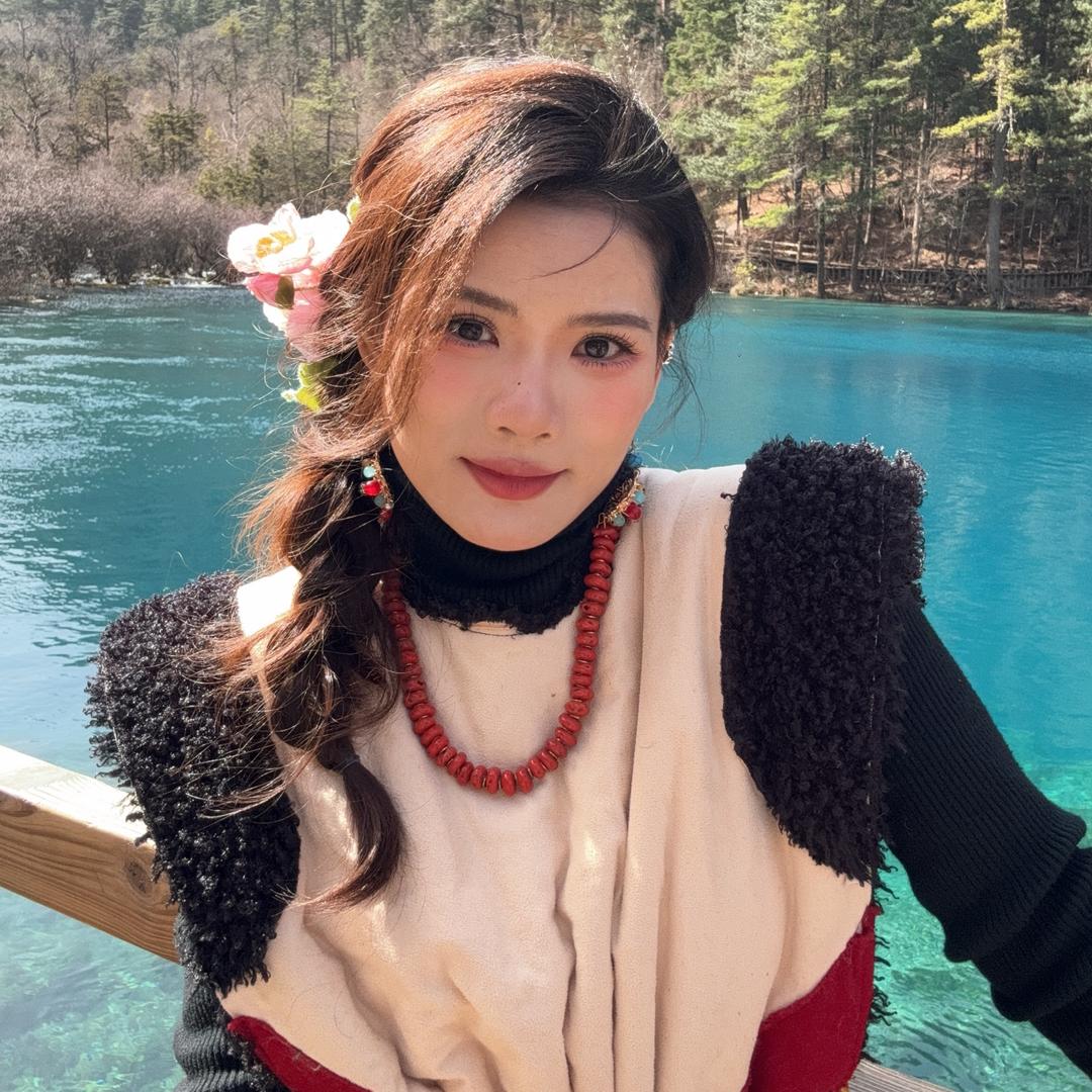 霞湖世家男装-玲子