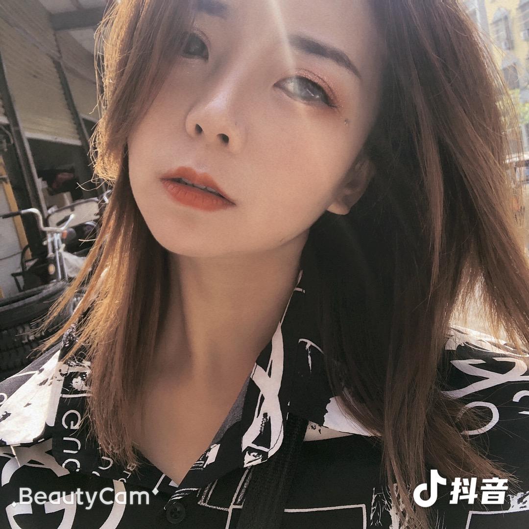 小奈