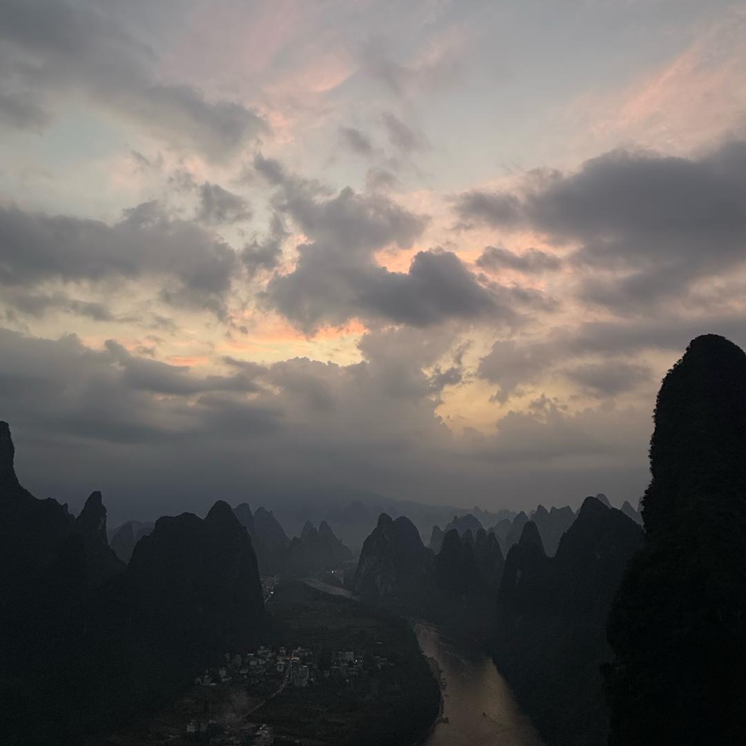 爱旅游的大壮