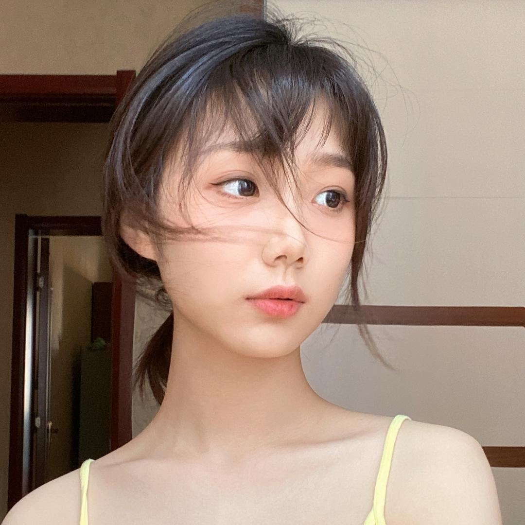 小孔没下巴