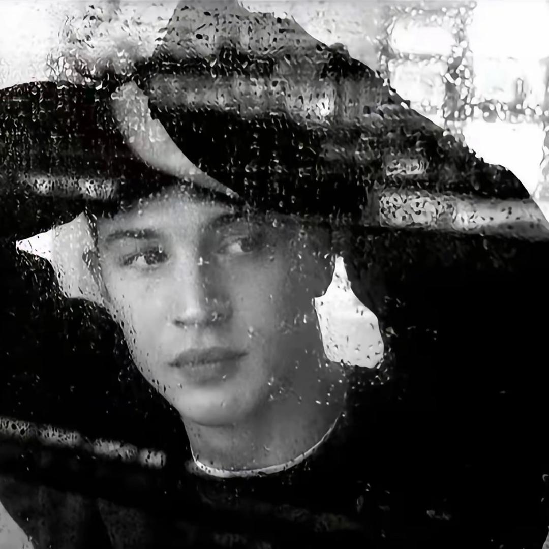 楼上的黄大爷，