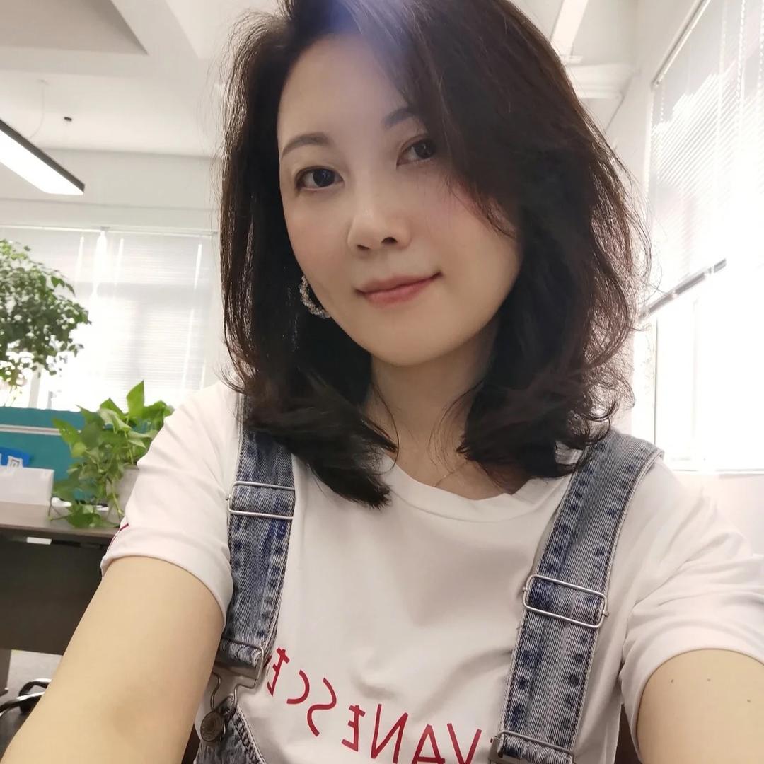 国际潮牌馆(6w铁粉)