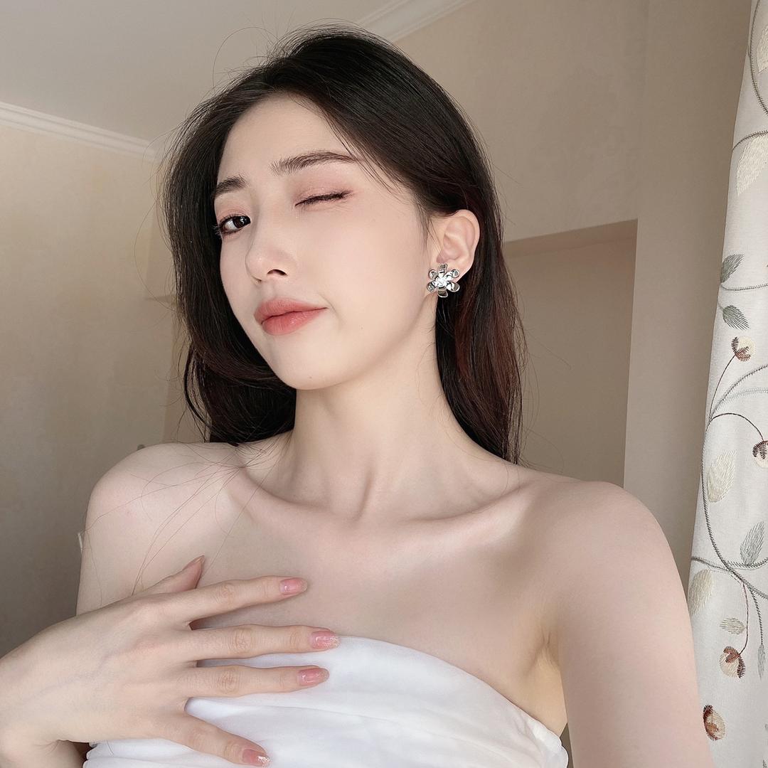 媛媛同学👩‍🎓