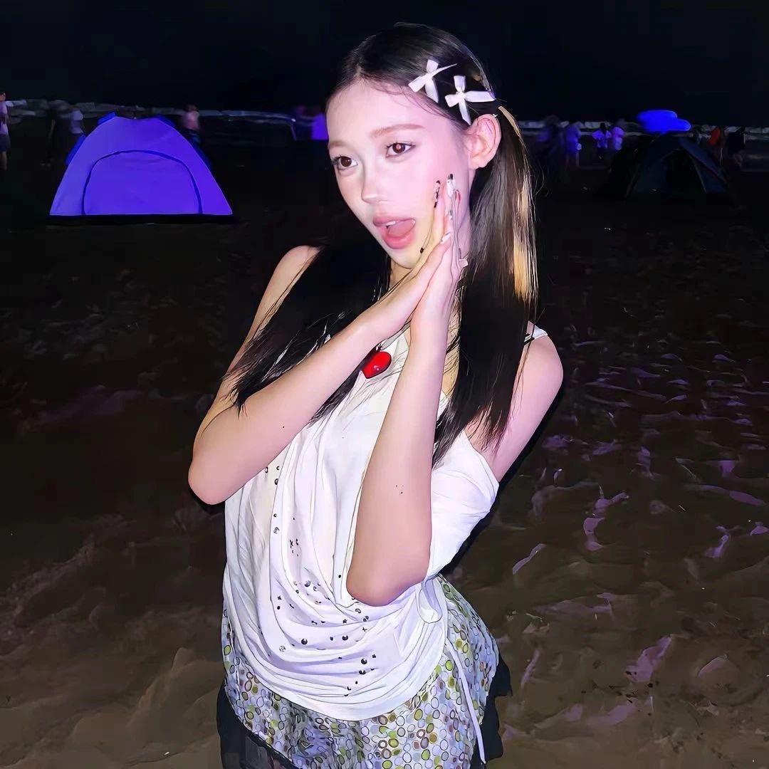 吱吱