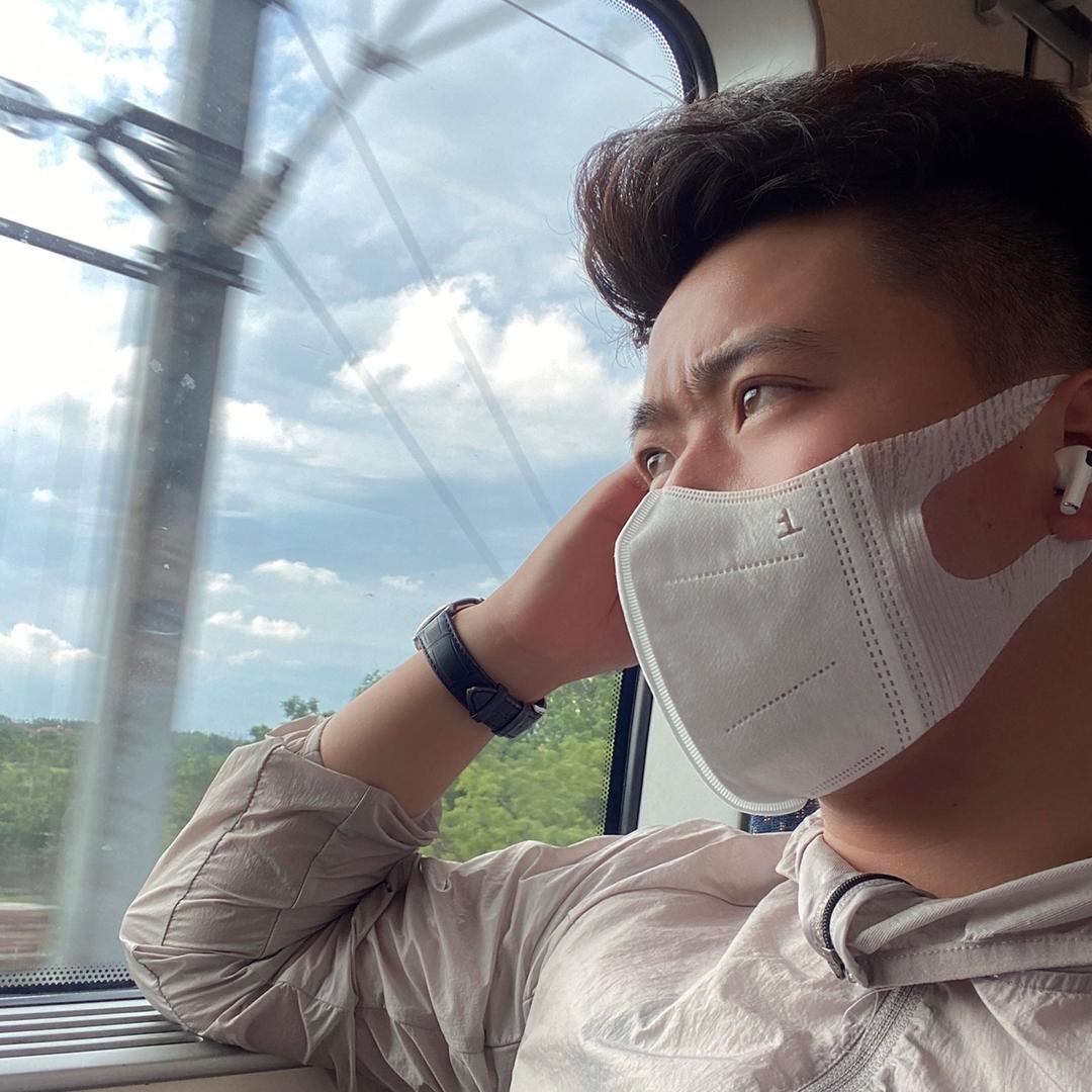 张斌