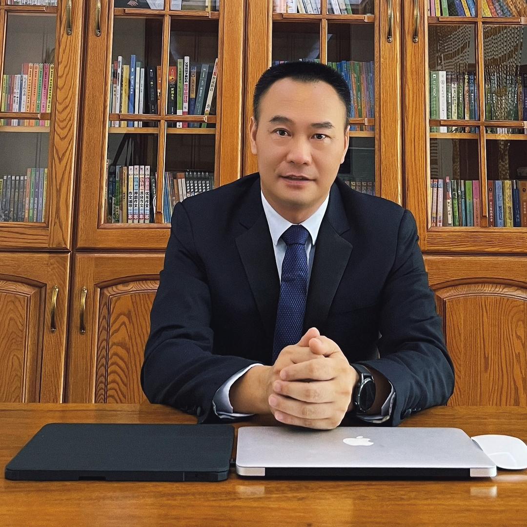 严小平