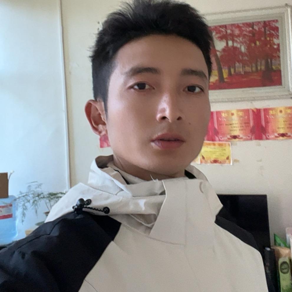 草根养猪人秋哥