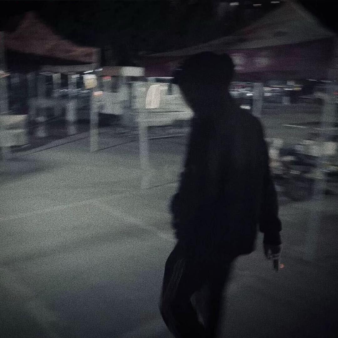 出众
