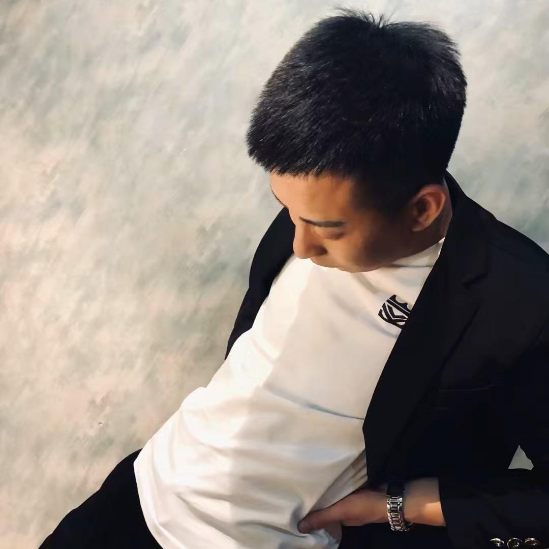 伊春沈言plus🏄🏻‍♂️