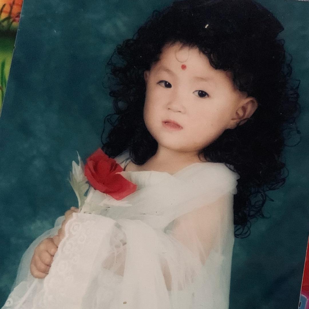 月月Yueue-