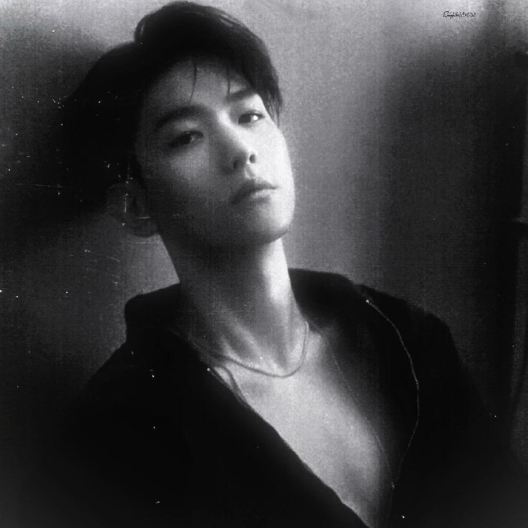 𝒀&𝑳𝑰𝑵𝑮