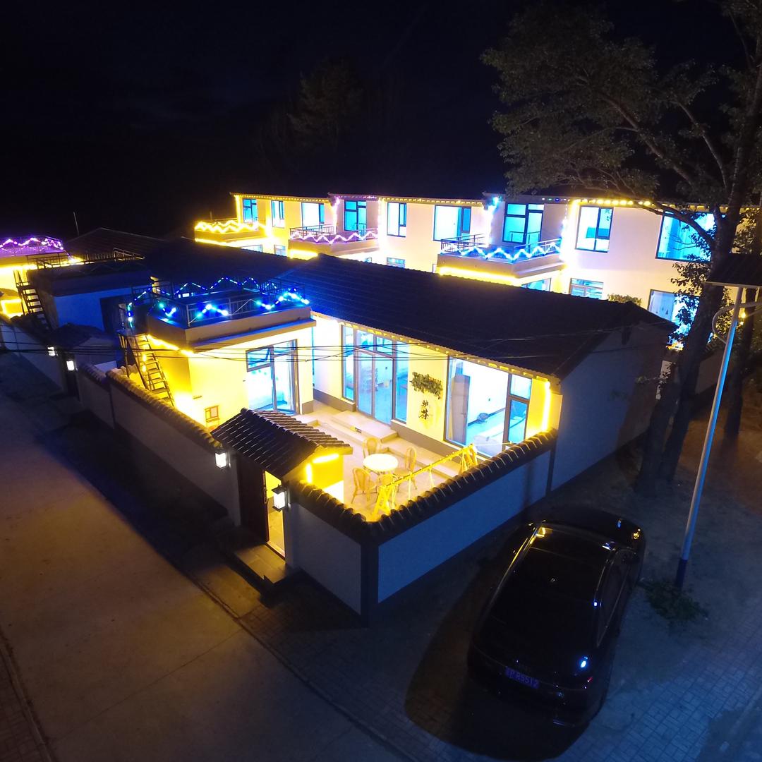 草原天路徽派独院民宿