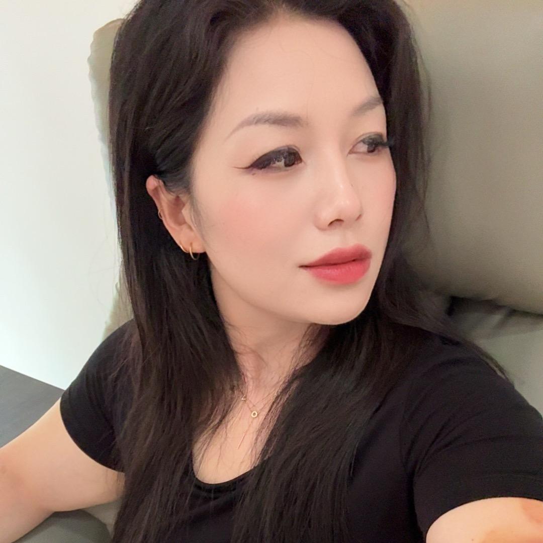 竹林里的一匹狼