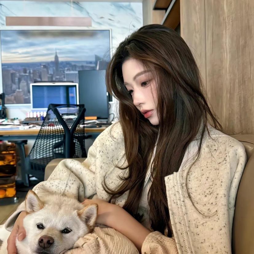 Jy .