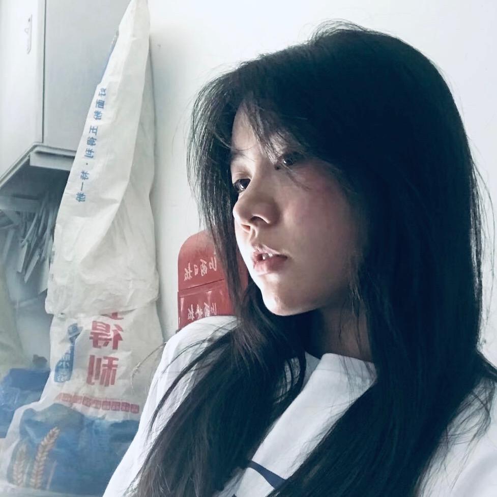 晓苹果.