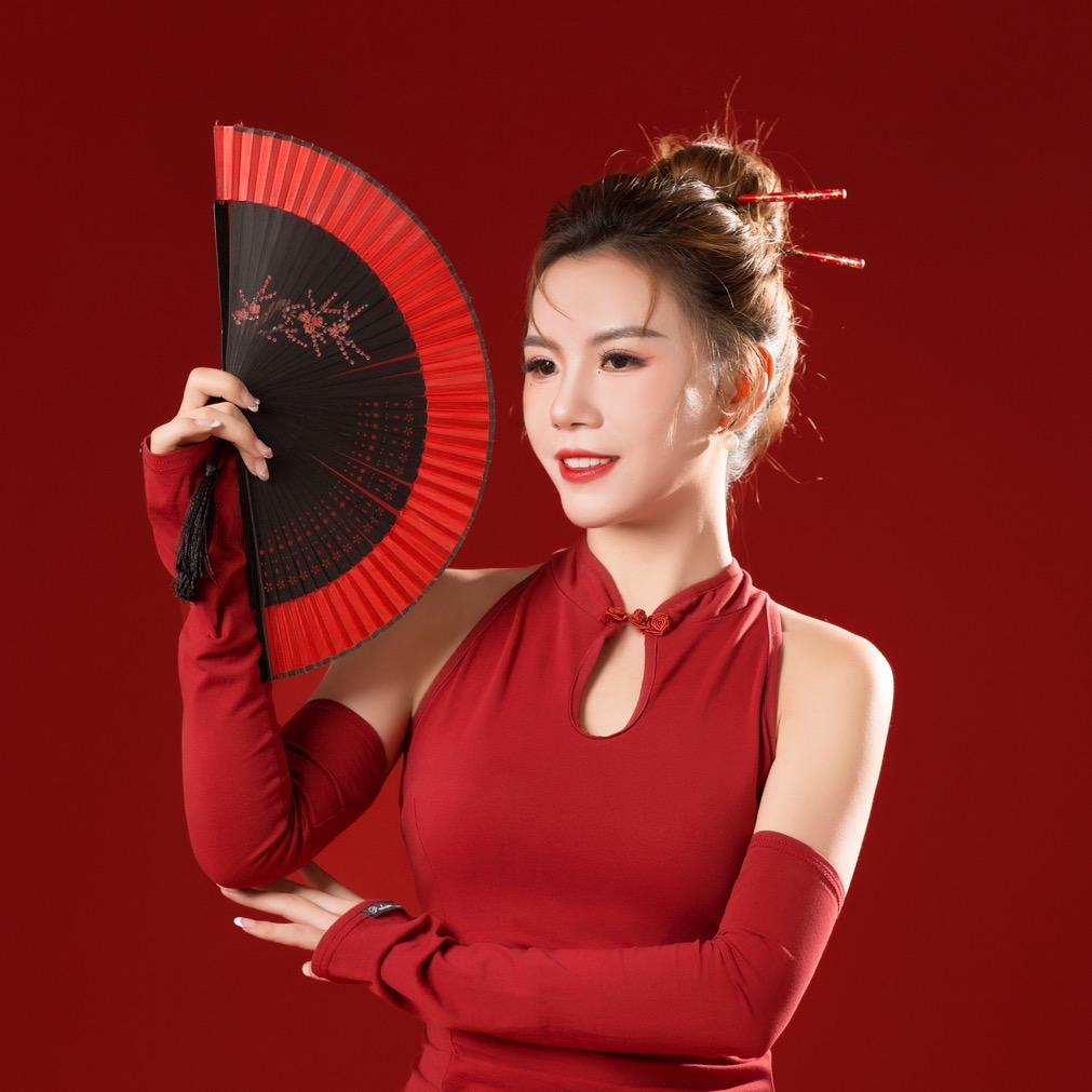 龙莺采耳头疗主理人～龙懿