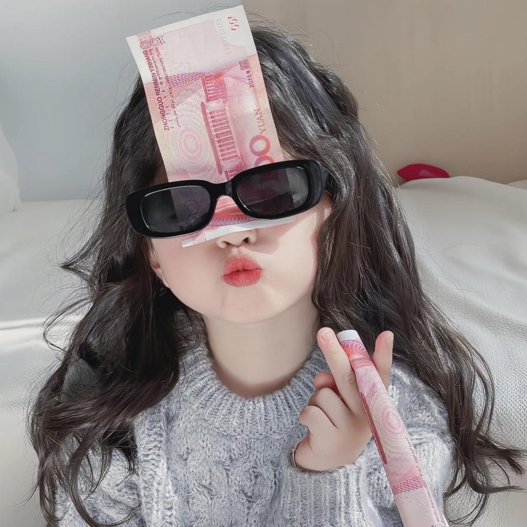 山茶花开在草莓里