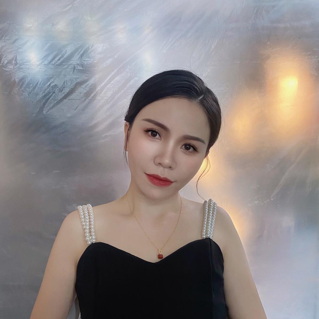 在全南开美容店的小马宝莉～