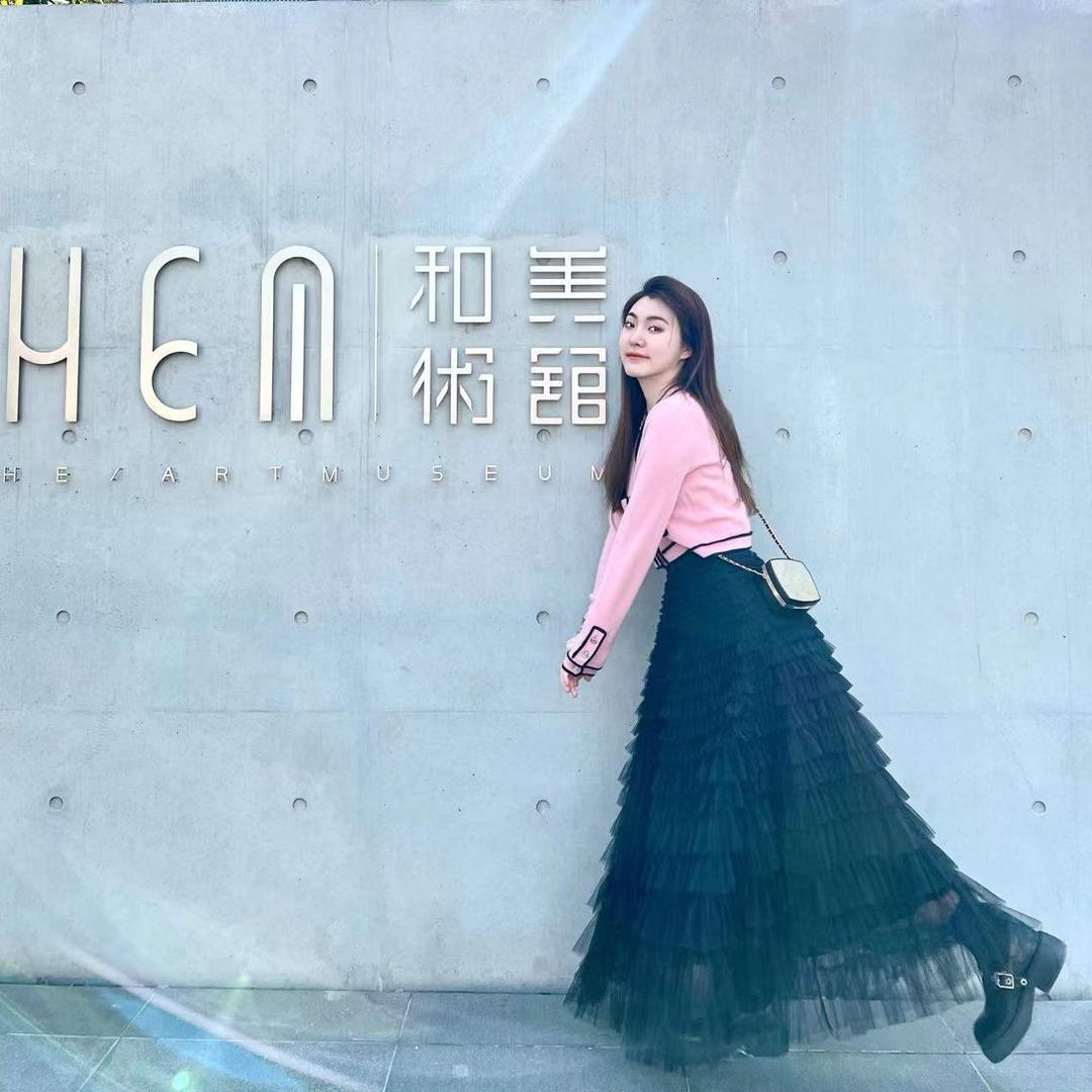 王囡囡女装