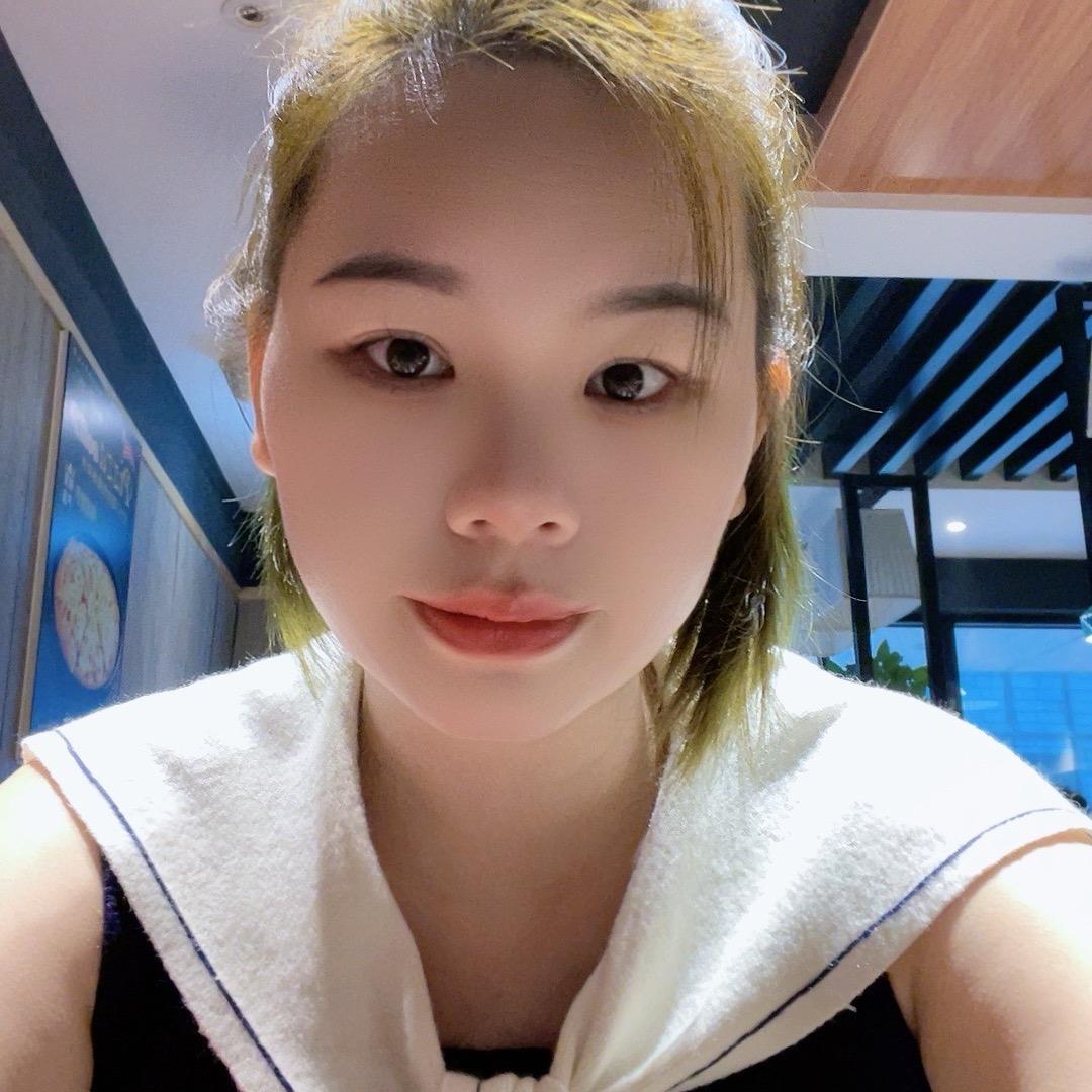 莉莉
