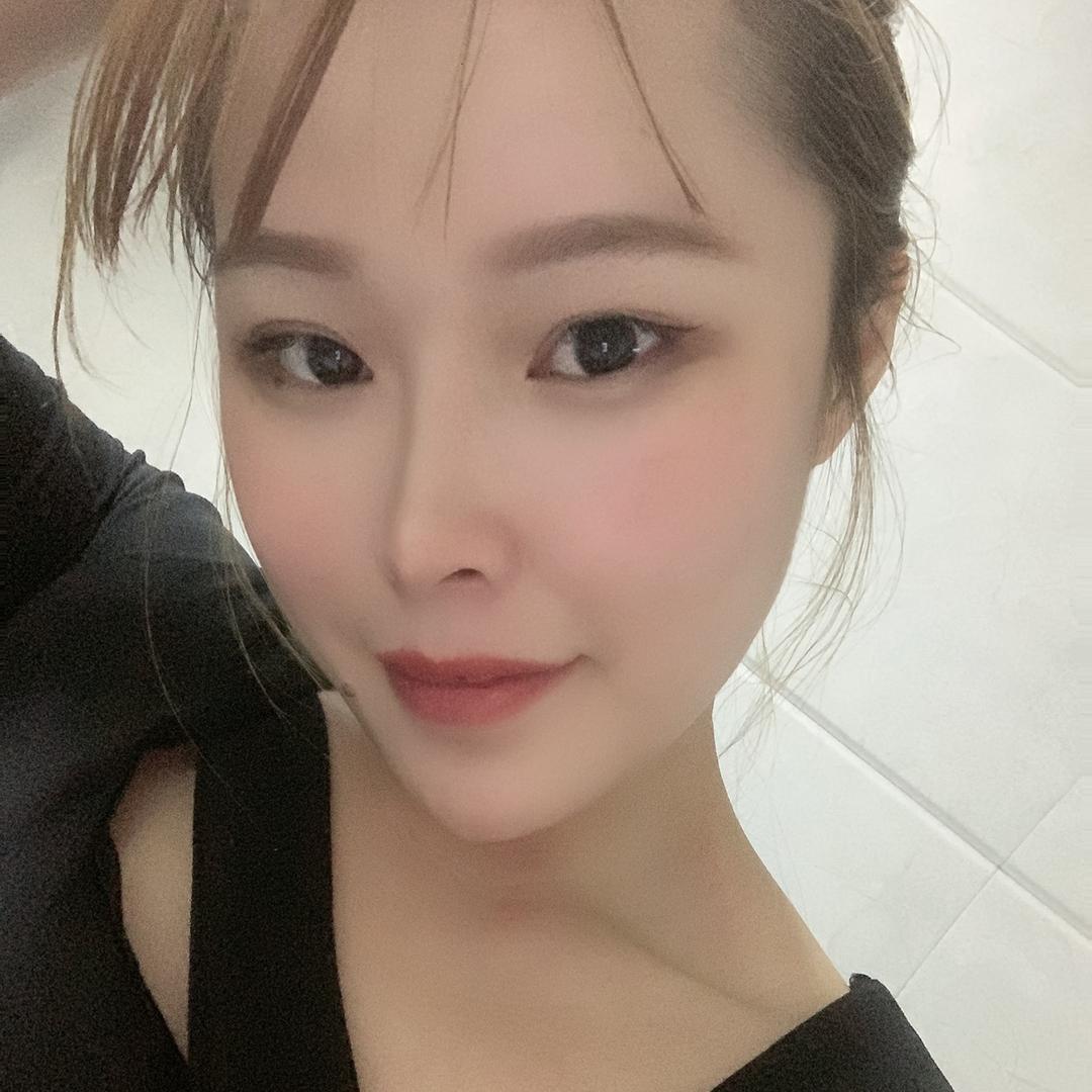 卖童装的00后小姐姐👧