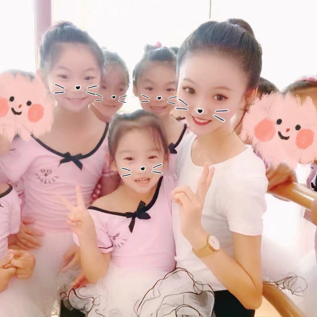 小雪老师🥰