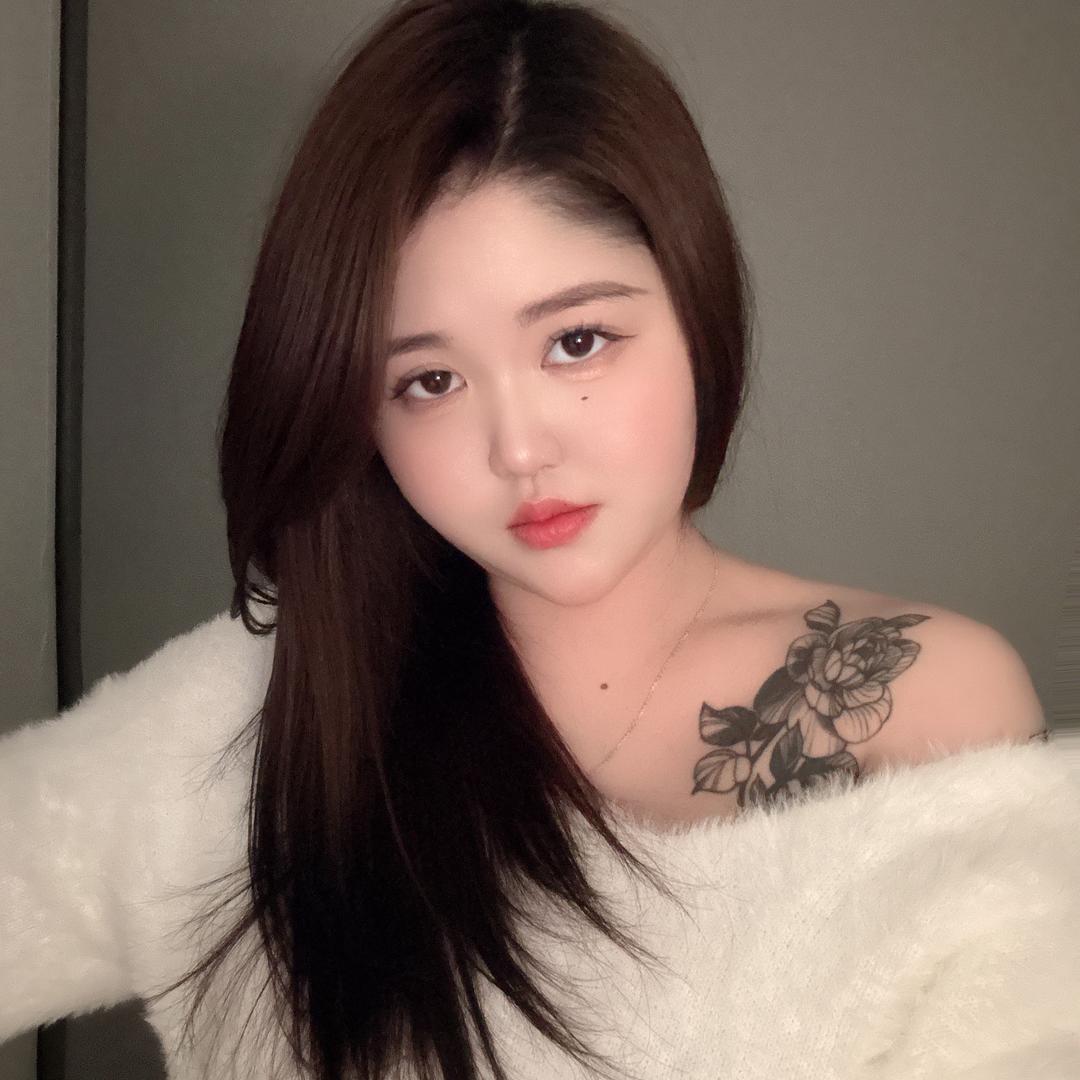 羽菲吖🦋🎤