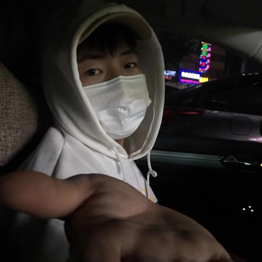 我妈给我算了命里缺水（淼）