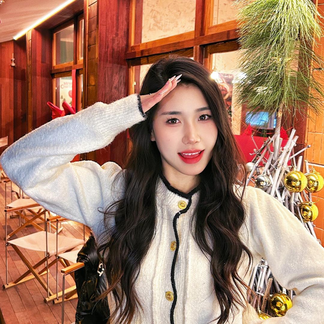 宝藏怡怡子