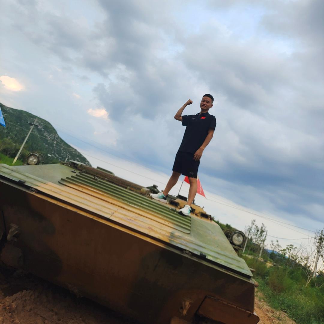 教功夫的殷老师