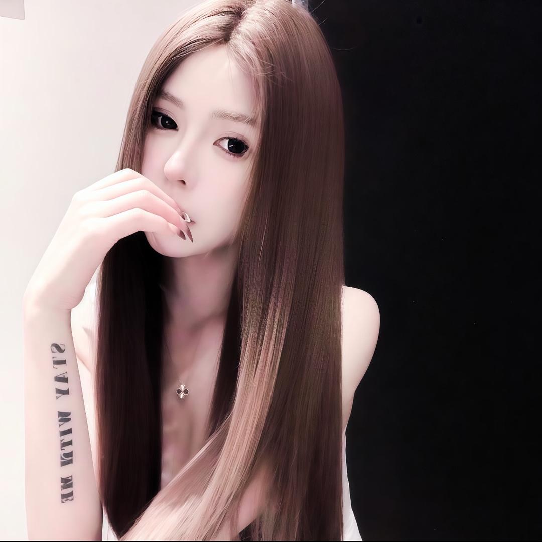 痛苦的粉色垃圾箱