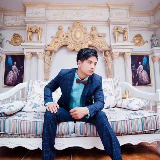 ~ ℡王先森。（电脑回收）