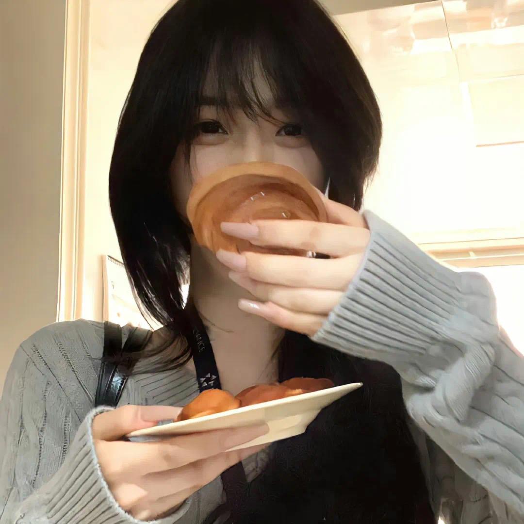 趁雨季 🦋
