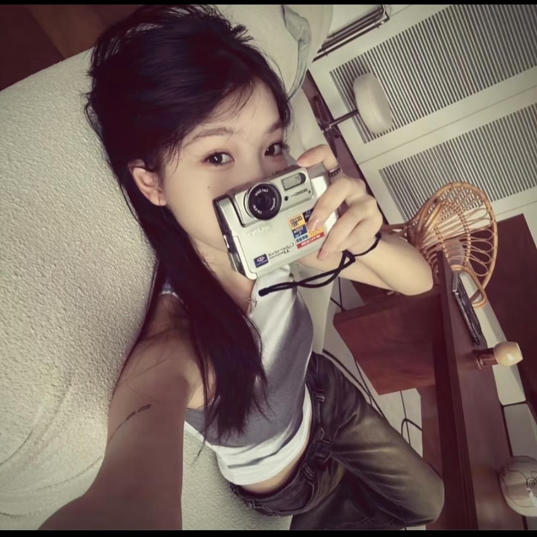 YAN.