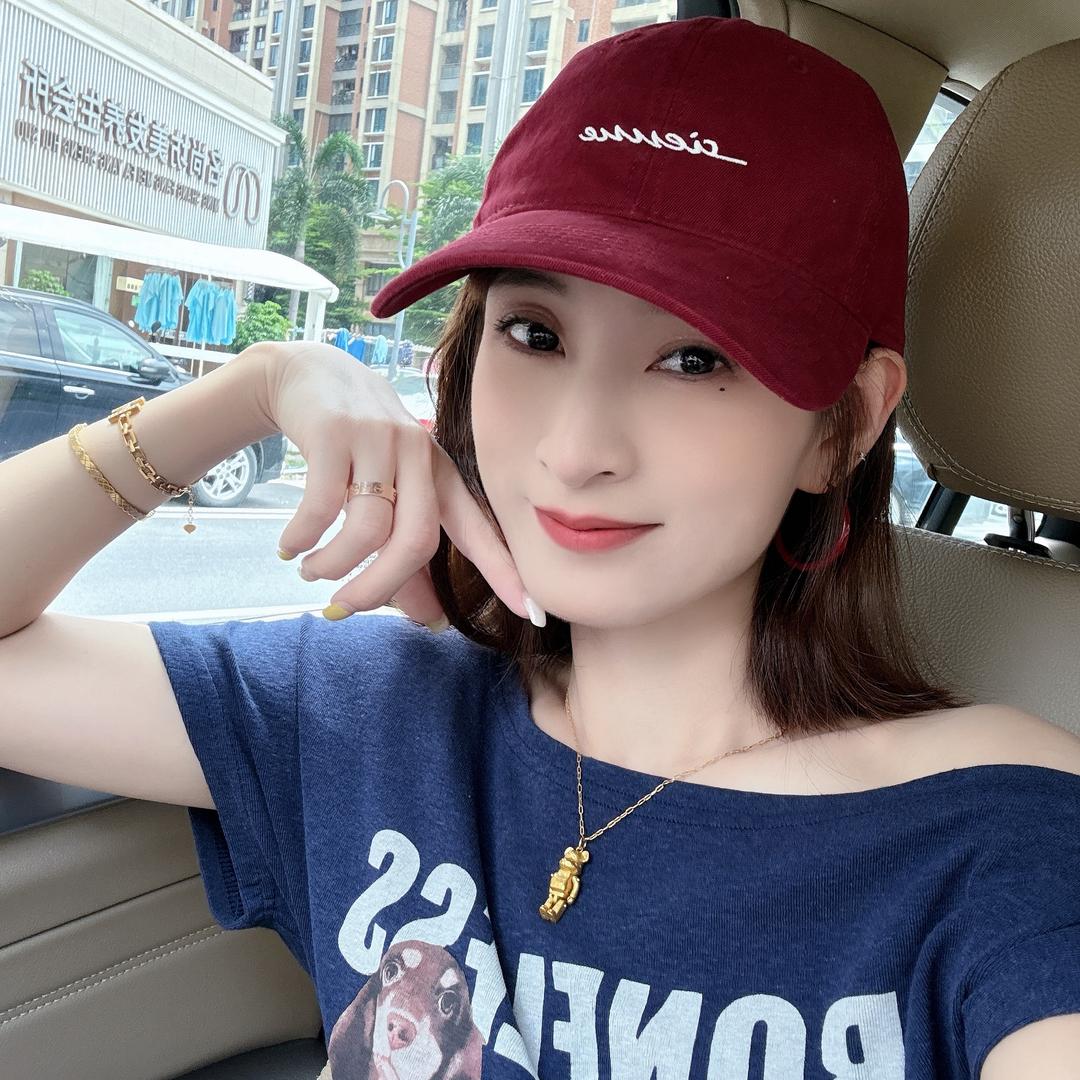 请叫我小吟吟