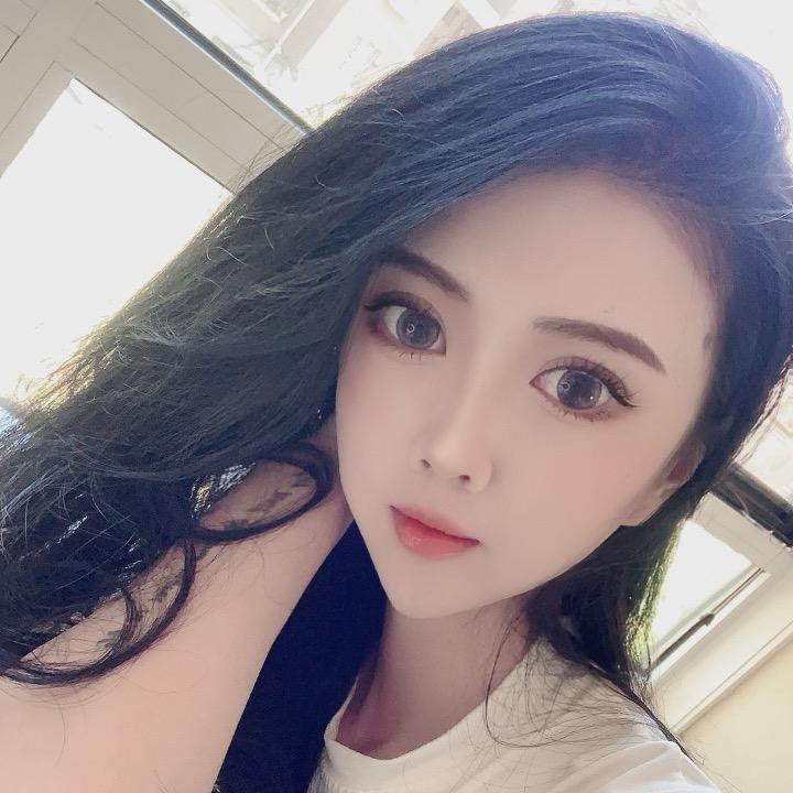 秋月小阿姨