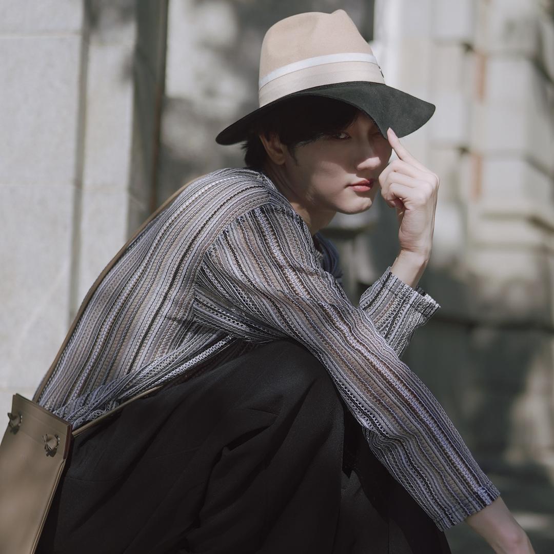 演员杨振独居日记