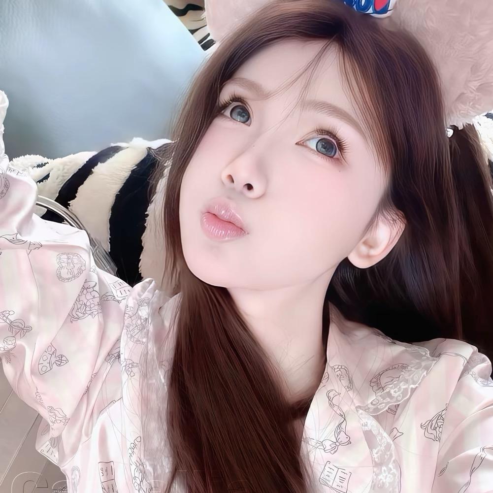 抑郁的屌丝甜妹